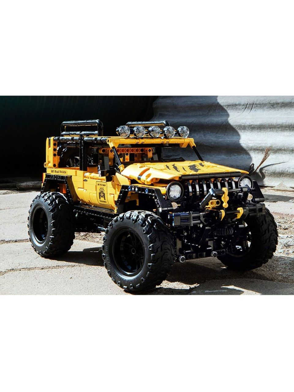 Конструктор ONEBOT Building Block Off-Road Vehicle- Explorer 1600+ OBJEP92AIQI